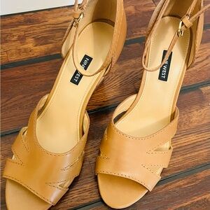 Nine West Tan Women's wedge Sandals size 10.5